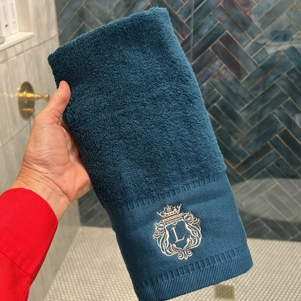 New 100% Cotton Luxurious Blue Embroidered Bath Towel Set